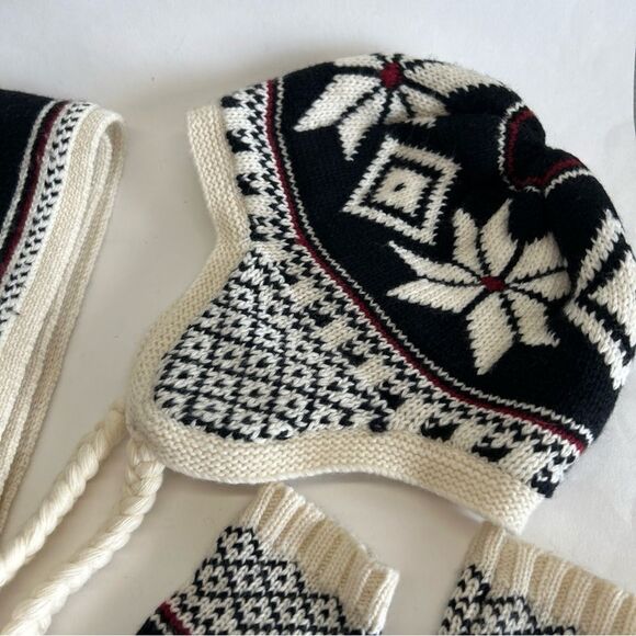 Ralph Lauren Girls 2-6X Winter Set Scarf Gloves And Hat Black Cream Snowflakes - Picture 3 of 10